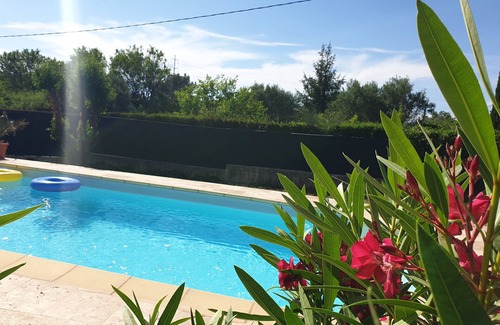 Rocbaron Apartment | Relaxing Jacuzzi & Private Pool Retreat in Var - 9/10 Rated