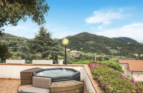 Bardino Nuovo Apartment | Relax in Villa with Ocean View and Private Hot Tub