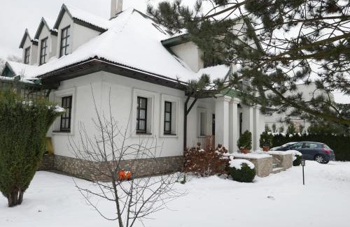 Pszczyna House | Guest Rated: Jadą Goście with Family-Friendly Amenities