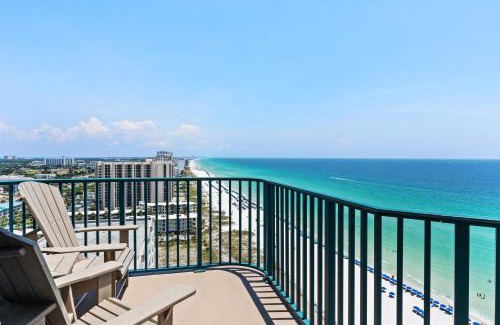 Destin Apartment | Oceanfront Retreat at Jade East Towers 1910 by Newman-Dailey