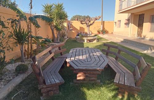 Vinaros House | JADE Hotel: Guest Rated 9.3 with Pool & Pet-Friendly Perks