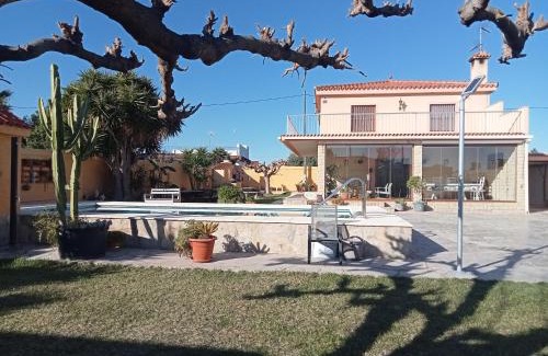 Vinaros House | JADE Hotel: Guest Rated 9.3 with Pool & Pet-Friendly Perks