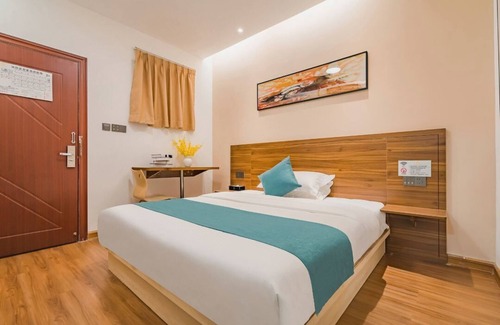 Shenzhen Hotel | Jade Holiday Inn Luohu Port