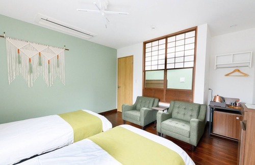 Kotsubo House | Eco-Friendly Jade: Family-Savvy Stay with Breakfast
