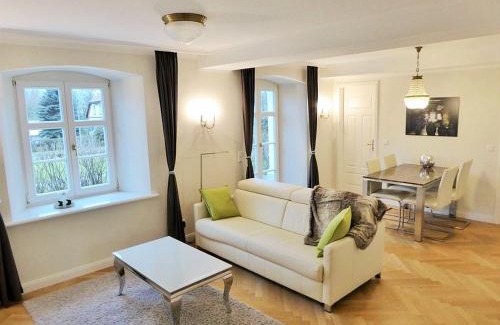 Hohen Niendorf Apartment | Discover Jagdschloß zu Hohen Niendorf - Family & Pet Friendly