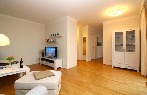 Hohen Niendorf Apartment | Child-Friendly Escape at Jagdschloß zu Hohen Niendorf