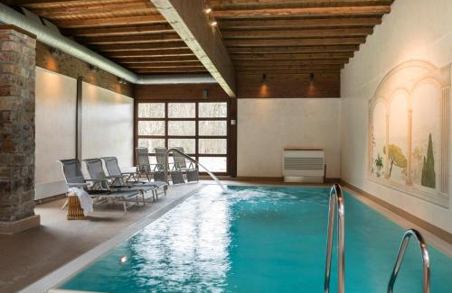 Ruedesheim am Rhein Hotel | Relax at Jagdschloss Hotel Niederwald with Ocean Views & Spa