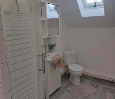 Rydzewo Apartment | Pet-Friendly Escape at Jagodzianka with Family Amenities