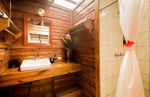 Belmopan Hotel | Discover Jaguar Creek: Guest Rated 9.6 with Relaxing Amenities