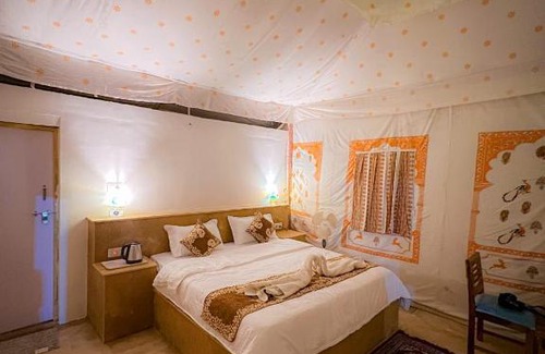 Amar Sagar Pol Other | Explore Jaisalmer: Family-Friendly Desert Safari Experience