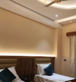 Sultanpur Hotel | Jaiswal Dharmshala
