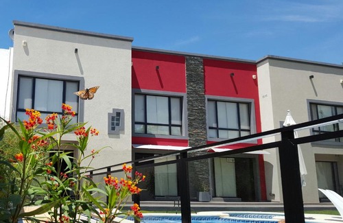 Colon Apartment | Experience JAK Colón: 4-Star Oceanfront Getaway