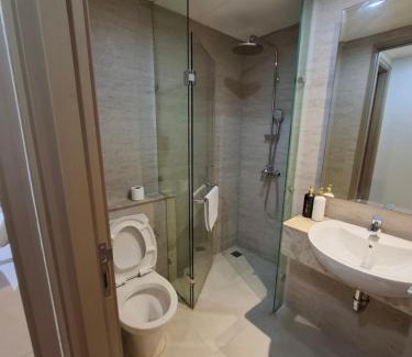 Pantai Indah Kapuk Apartment | Jakarta goldcoast seaview apartment