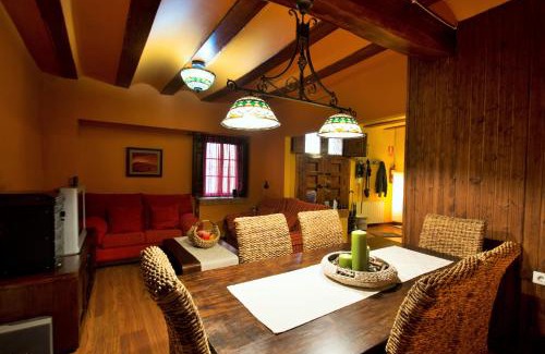 Biar House | Discover Jamarauja: Family-Friendly Getaway with Kitchen 