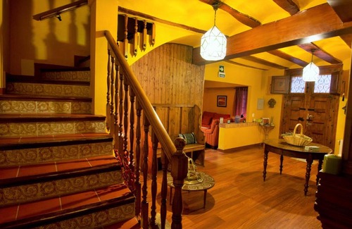 Biar House | Discover Jamarauja: Family-Friendly Getaway with Kitchen 