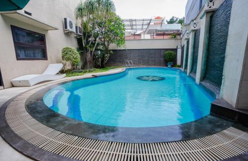 Gondangdia House | Budget-Friendly ARCS House Menteng with Oceanfront Pool