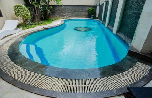 Gondangdia House | Budget-Friendly ARCS House Menteng with Oceanfront Pool