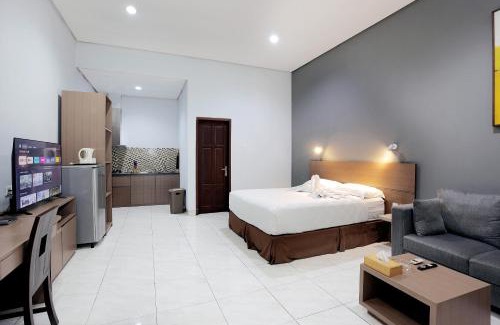 Jakarta House | Discover ARCS House Pakubuwono with Pool & Breakfast
