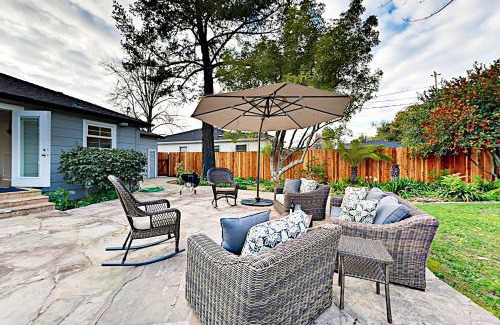 Junior College Neighborhood Association House | Exceptional James House: Perfect for Family Getaways
