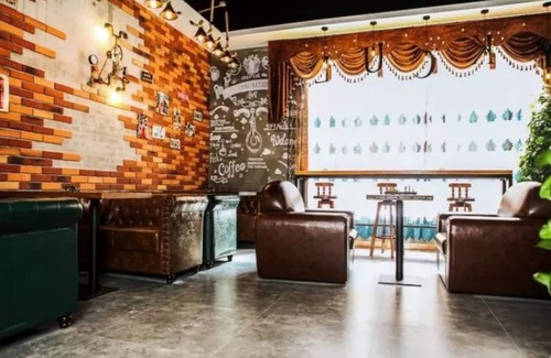 Lintong District Hotel | Guest Rated 10/10 at James Joyce Coffetel Xi'an Huaqingchi