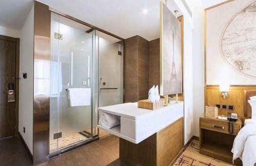 Jinshui District Hotel | Discover James Joyce Coffetel by Beilong Wetland Park