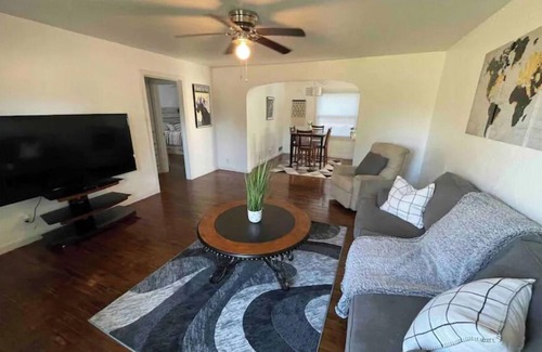 Ponca City House | Modern and Cheerful Stay at James' Pet-Friendly Home