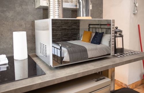 Merthyr Tydfil Apartment | Pet-Friendly Retreat at James' Place Pontmorlais Studio 8