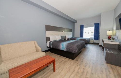 Church Street Hotel | Relax at Jamestown Inn & Suites with Oceanfront Views