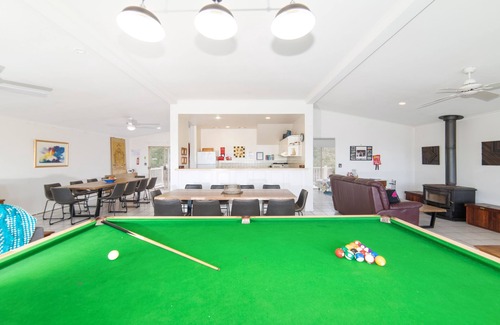 Vacy House | Discover Jamevin Mountain Retreat: Perfect for Families & Groups
