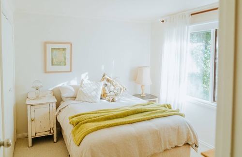 Jamieson Cottage | Jamieson- by the River Cottage 4