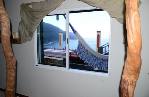 Porto Moniz House | Ocean View Retreat at Janela para o Atlântico - 10/10 Rated
