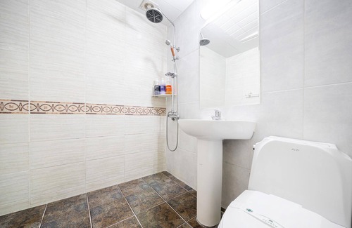 Wondo-ri Hotel | Eco-Friendly Jangheung Jinsong Tourist Hotel with Breakfast
