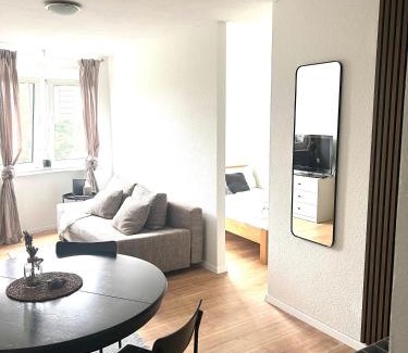 Bruhl Apartment | Couple's Retreat near Mannheim - Child-Friendly Japandi Style