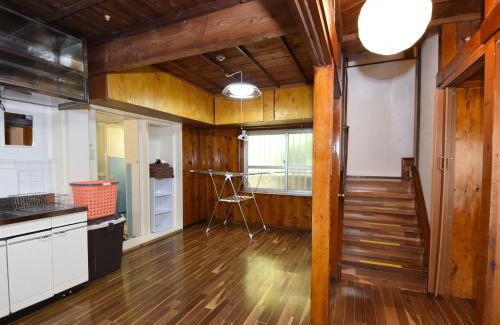 Okinawa House | Discover Villa Ukishima: Kitchen Amenities & Great Reviews