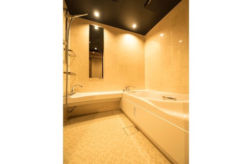 Karasumaoike Hotel | Experience the Tranquil Japanese Suite HIGASHIYAMA in Kyoto