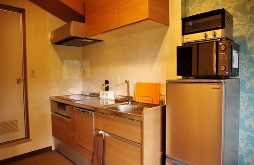 Asahidake Onsen Hotel | Stylish Japanese Studio Room with Full Kitchen in Hokkaidō