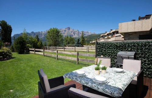 Panticosa Apartment | Experience Jardín de Saras by BeValle: 9.5/10 Rated Getaway