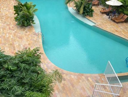 Estufa II Apartment | Stunning Jardim das Palmeiras II Resort with Pool & Ocean View