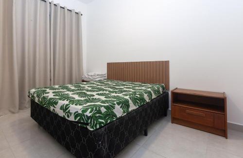 Estufa I Apartment | Relaxing Jardim das Palmeiras: Pools, Parking & Beach Access