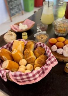Cananeia Apartment | Jardim Mirim: Oceanfront Retreat with Hot Tub & Pet-Friendly