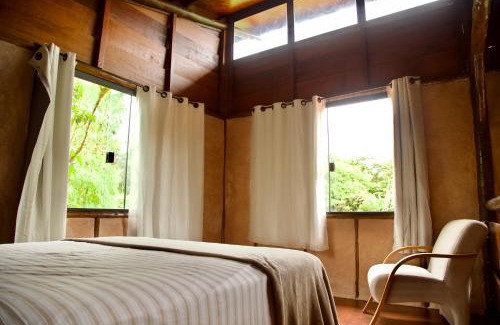 Cananeia Apartment | Jardim Mirim: Oceanfront Retreat with Hot Tub & Pet-Friendly