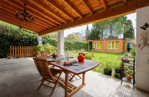 Saint-Barnabe Apartment | Jardin Bohème - Jardin, terrasse et cuisine d'été.