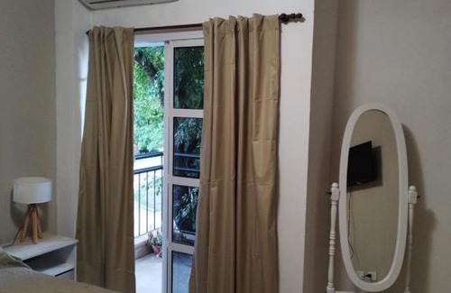 Villa Elisa Apartment | Pet-Friendly Stay at Jardin del Centro - Rated 9/10 by Guests