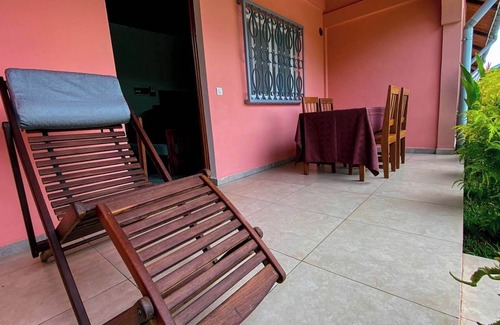 Nosy Be Apartment | Jardin fleuri de Lety