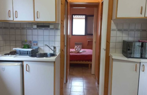 Saint-Georges-d'Esperanche Apartment | Relax at Jardins du Castel Gîtes with Ocean Views & Pool