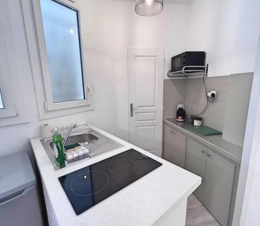 Saint-Etienne Apartment | Relaxing Stay at Jardin Royal - Cozy Studio Retreat
