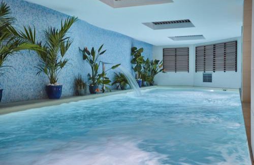 15th Arrondissement Hotel | Relax at Jardins de Mademoiselle Hôtel & Spa, 4-Star Retreat