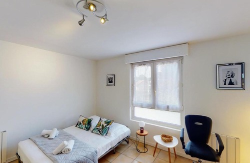 Annecy House | Cozy Jardins Ouvriers T1 for 2 with Parking in Nice