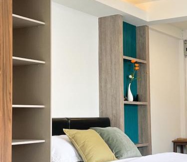 Suan Luang Apartment | Discover Jaruchok Apartment: Budget-Friendly Getaway