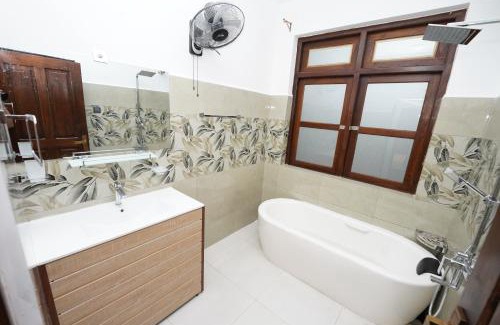 Ilukgoda House | Family-Friendly Getaway at Jaruv Royal Residencies